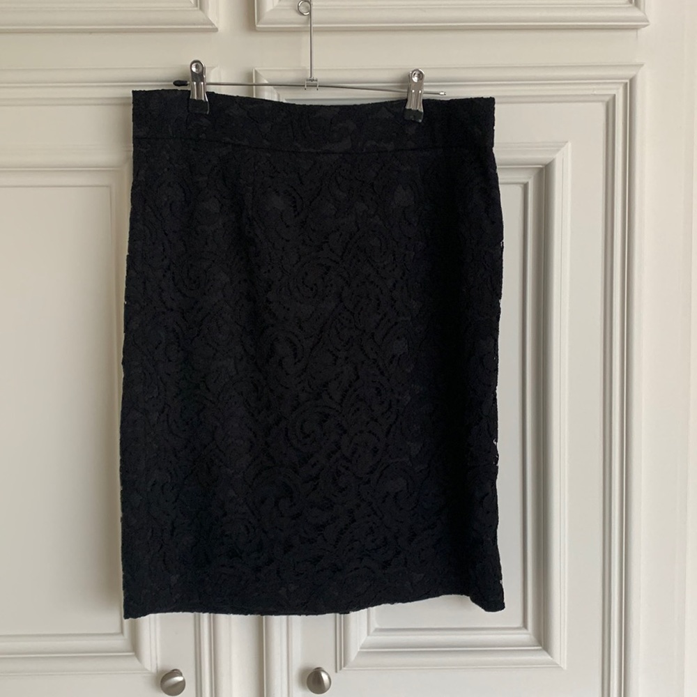 Black lace skirt 23 inches long only worn a few times